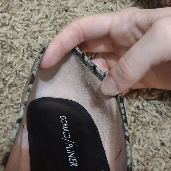 Donald Pliner Women's Deedee 7M Faux Snakeskin Pink/Purple Slip on Loafer Flats - Picture 11 of 12